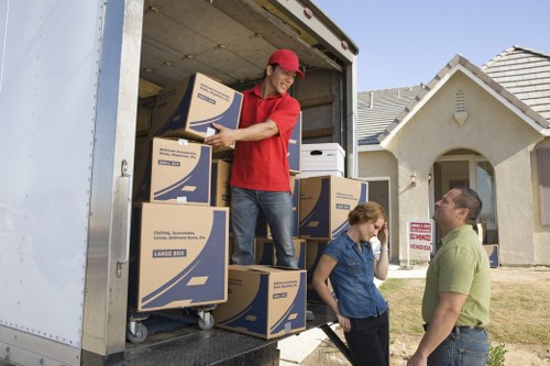Local removals van service for flats and houses in Hampton Hill