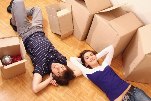 Practical moving van transport for Hampton Hill local moves