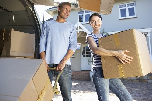 Local removals team planning access and parking in Hampton Hill